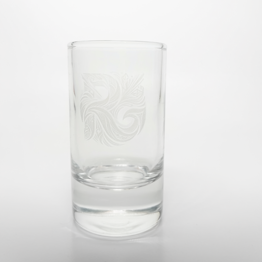 Signature Schnapsglas